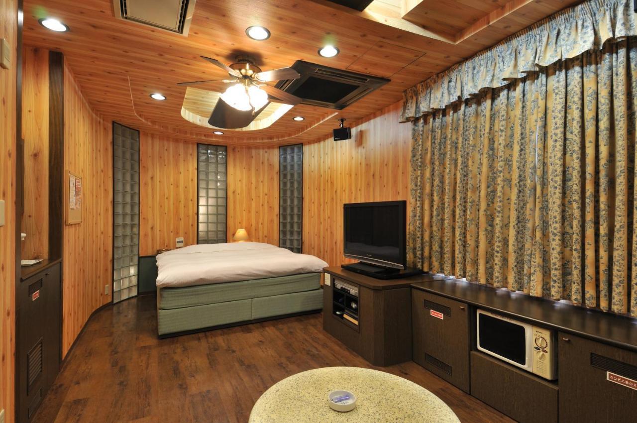 Hotel Venus Kanie (Adults Only) Екстериор снимка