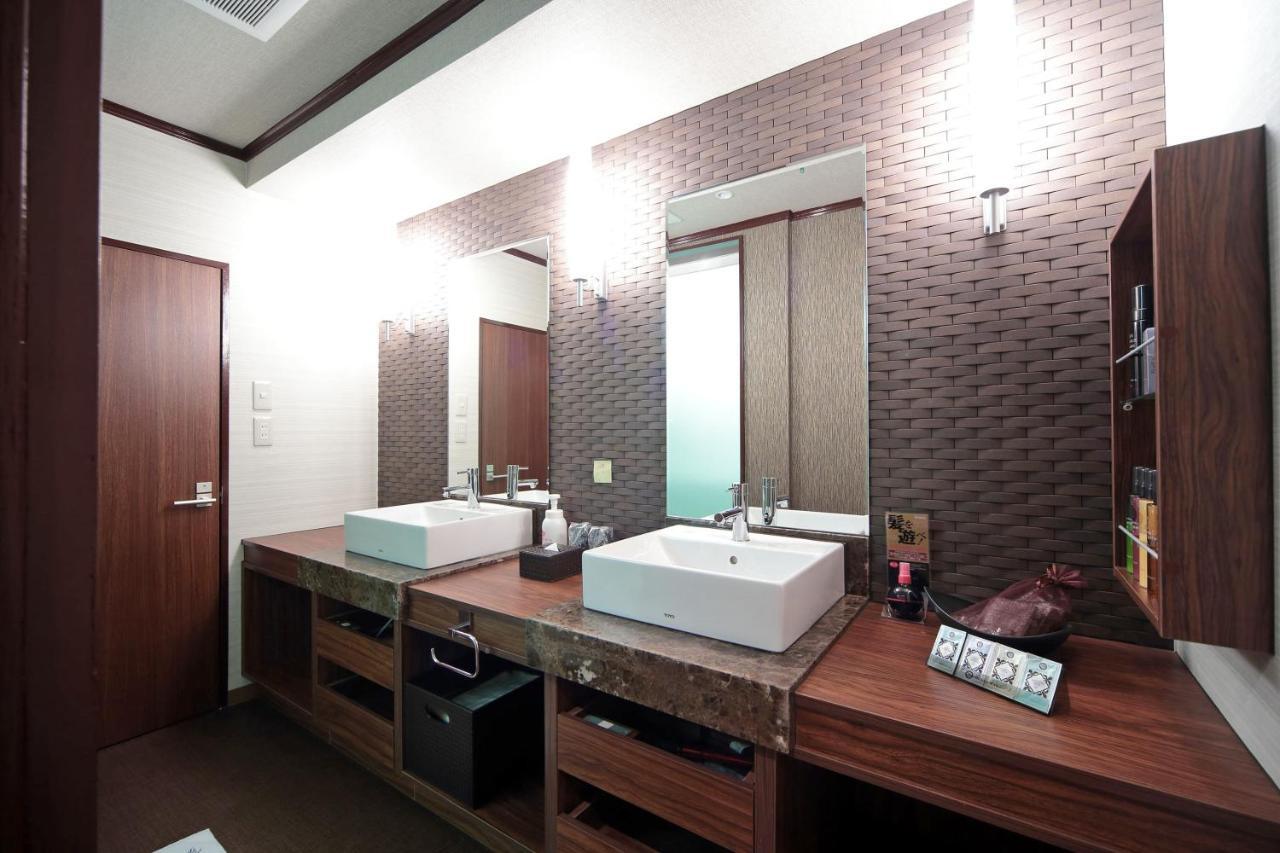 Hotel Venus Kanie (Adults Only) Екстериор снимка