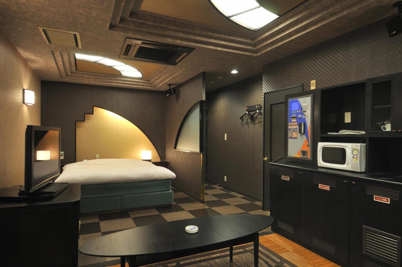 Hotel Venus Kanie (Adults Only) Екстериор снимка